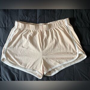 Women’s Elastic Waistband & Stretchy Athletic Shorts, Size L